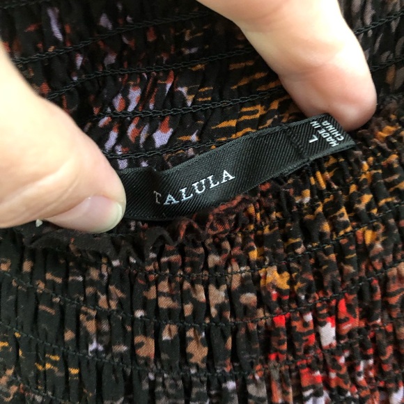 Beautiful Talula off shoulder - Picture 3 of 4